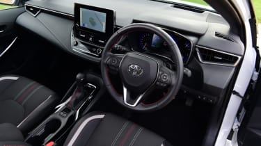 Toyota Corolla - interior (Driver&#039;s door view)